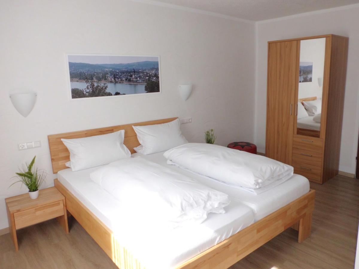 Hotel Restaurant Zur Pfanne Urbar  Экстерьер фото