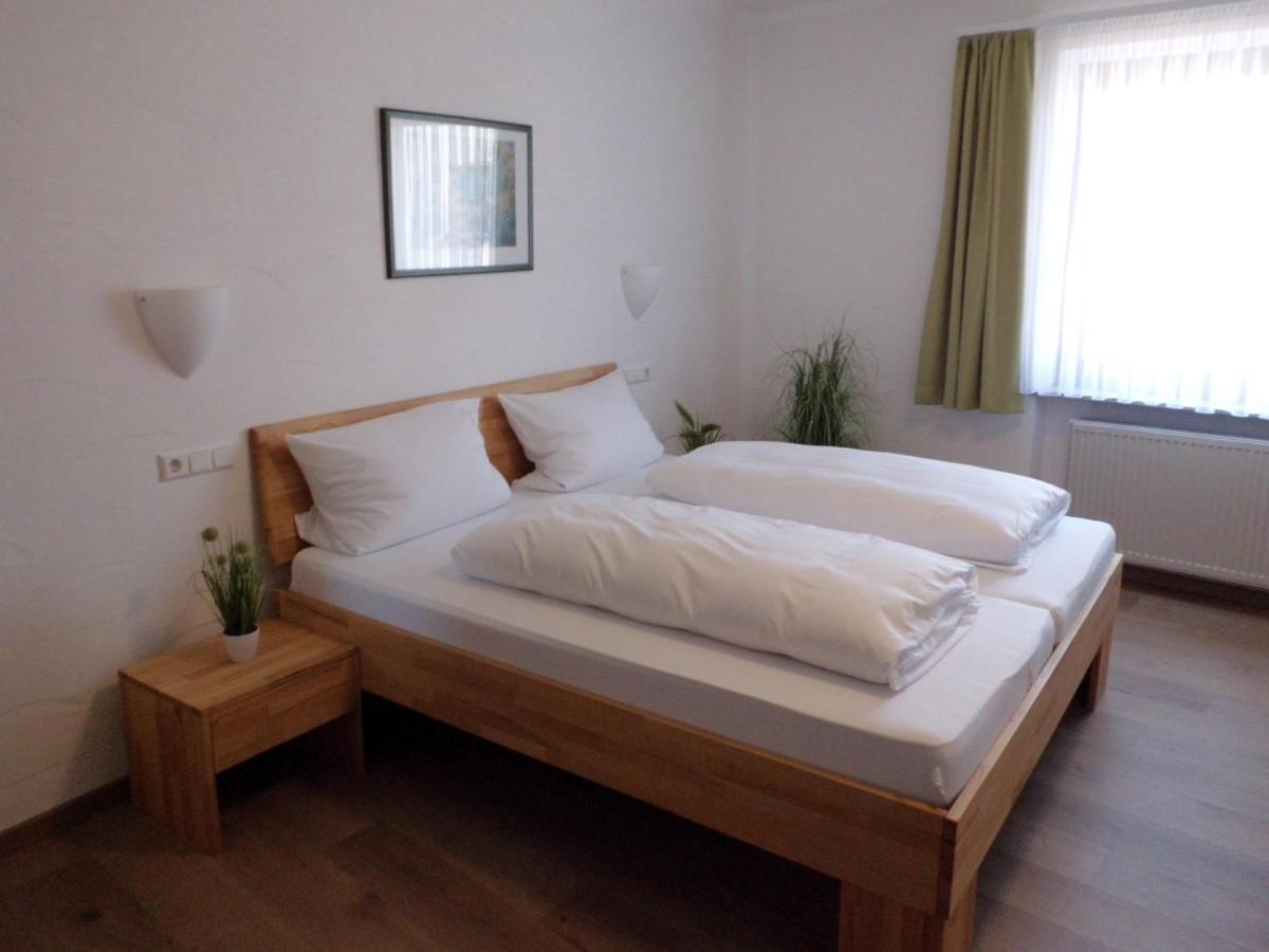 Hotel Restaurant Zur Pfanne Urbar  Экстерьер фото
